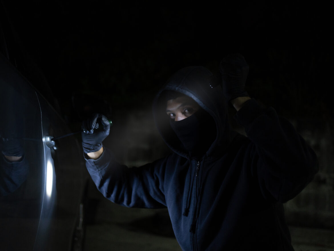 Petit Theft vs. Grand Theft in Florida